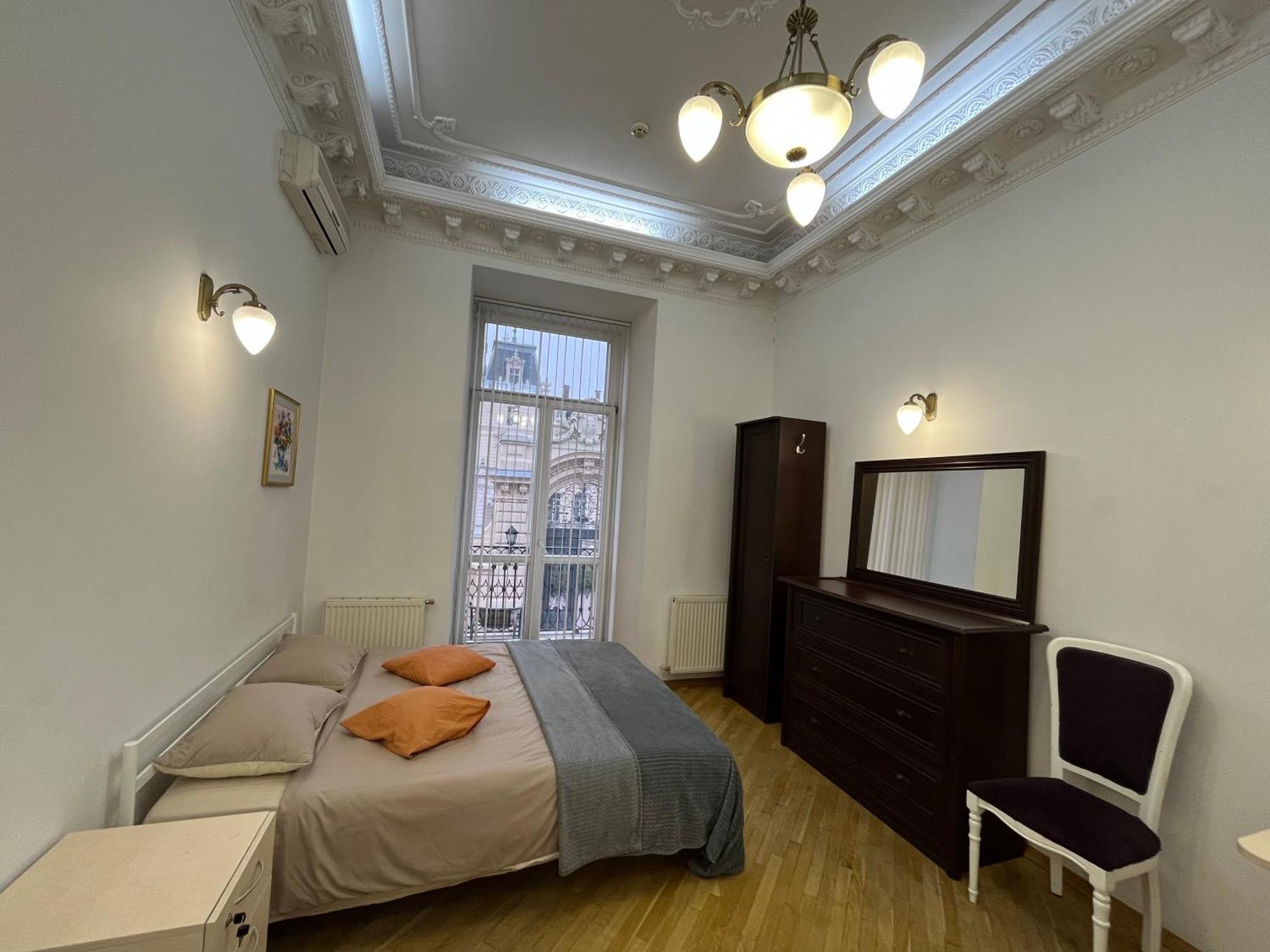 Центрум Апартаментс Lviv Exteriör bild