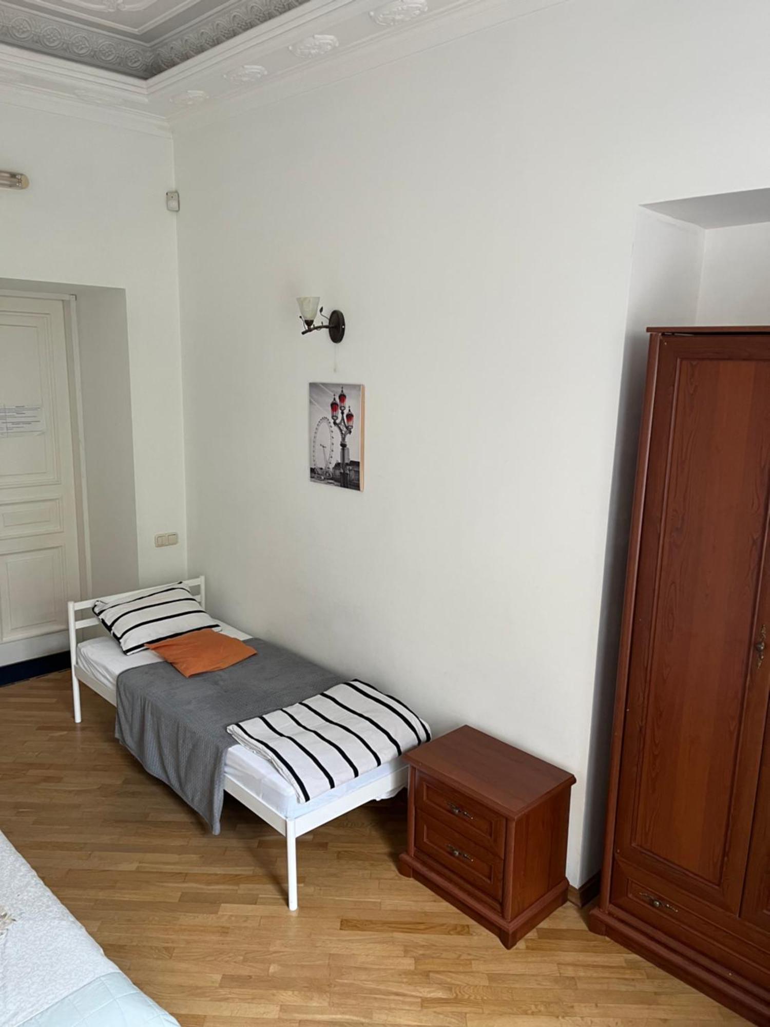 Центрум Апартаментс Lviv Exteriör bild