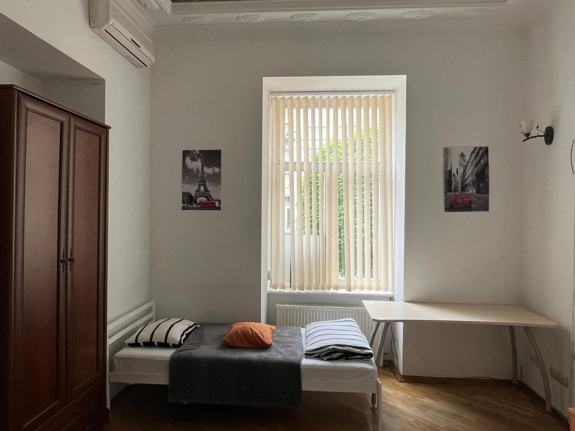 Центрум Апартаментс Lviv Exteriör bild